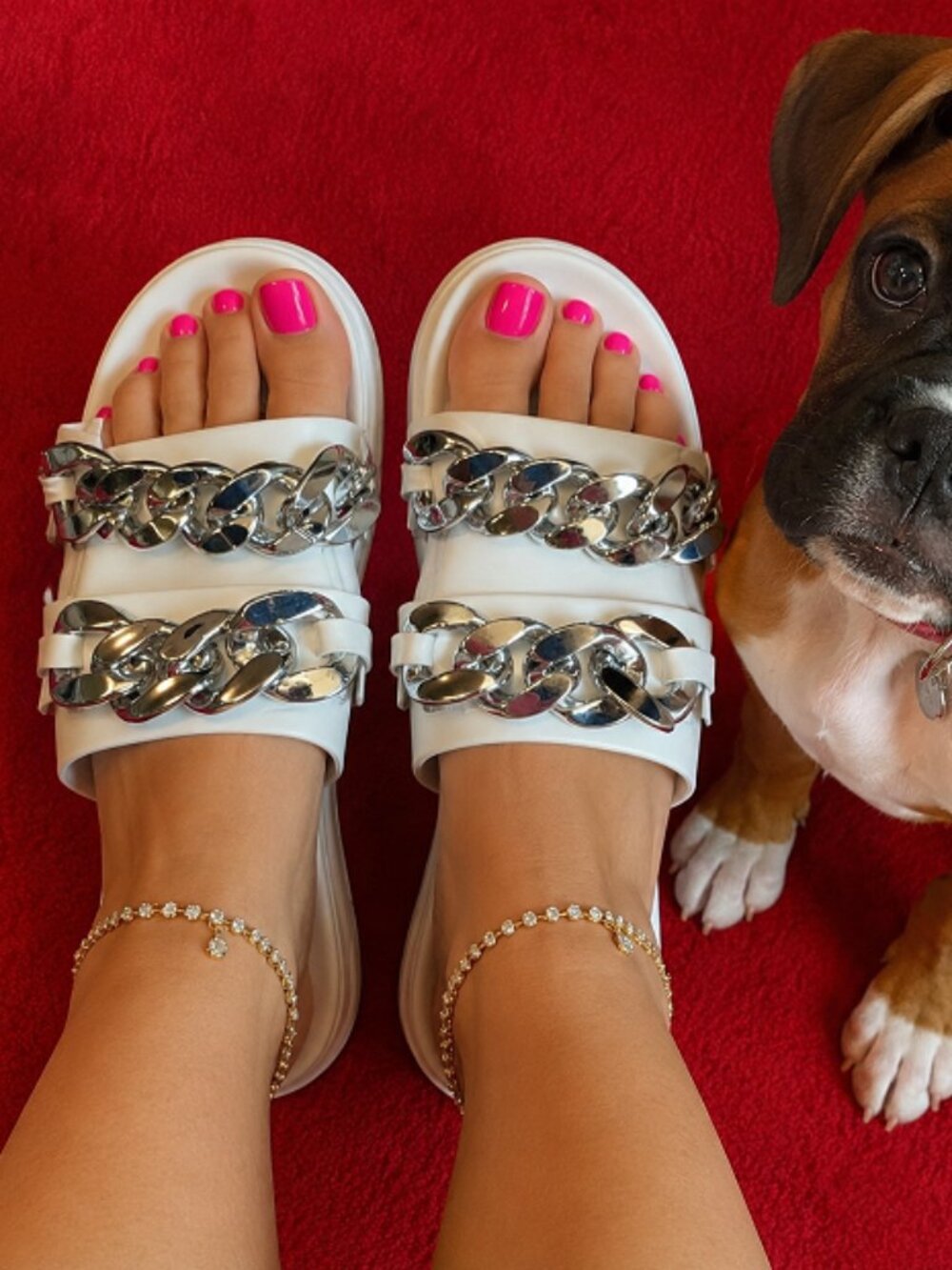 Size 8.5 Women's White Sandals with Silver Chain Slip On Sliders Open Toe Shoe